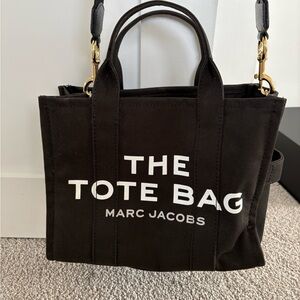 The Marc Jacobs, Black,  With shoulder strap, gold clips/hardware